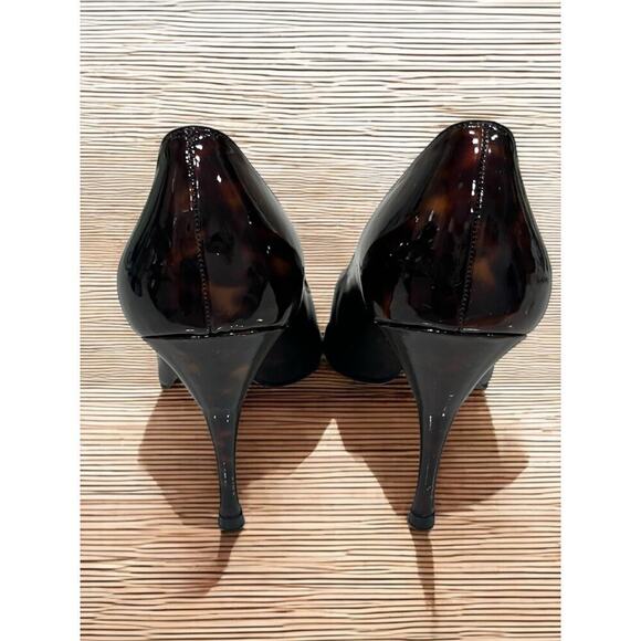 Stuart Weitzman Klinda Patent Leather Tortoise Open Toe Pump Size 8M - Picture 3 of 6